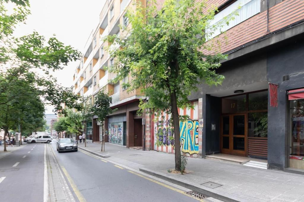 Apartamento Luxury Centro Bilbao Garaje Exterior photo
