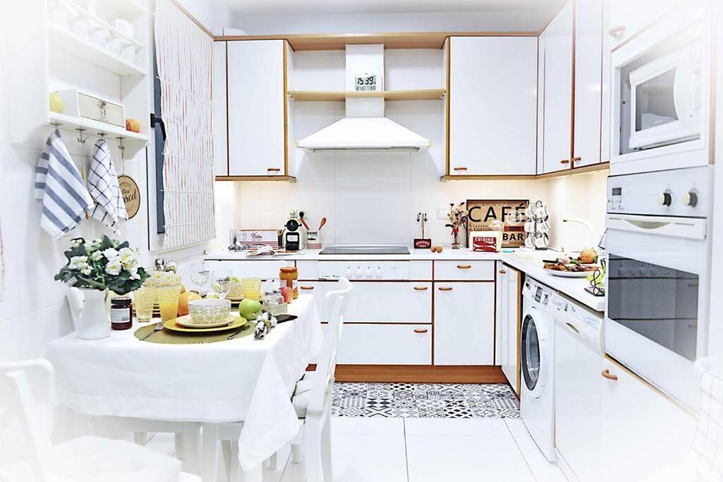 Apartamento Luxury Centro Bilbao Garaje Exterior photo